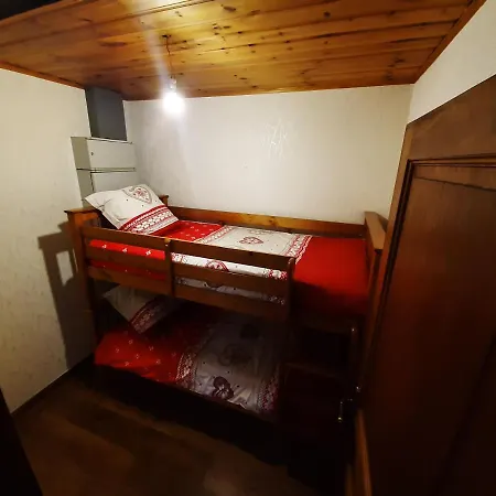 Apartment 8 Personnes, Spacieux Tout-confort A