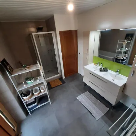 Apartment 8 Personnes, Spacieux Tout-confort A